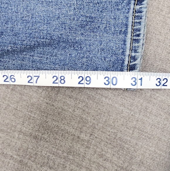 Hollister Slim Straight Epic Flex Medium Wash Jeans. 34×32 - Picture 6 of 8